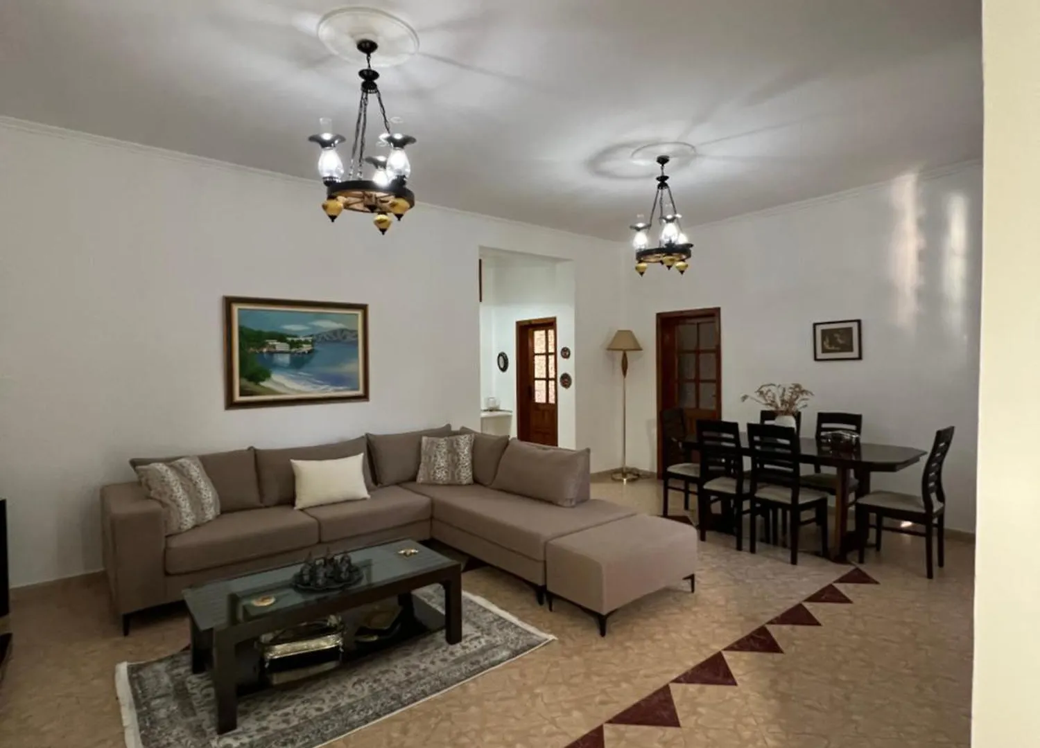 Adriatichaven Villa Vlorë 0*,